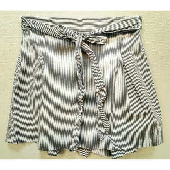 J. Crew Women's Casual Shorts Lightweight Summer Stripe Cotton Size 2 Blue White - Picture 1 of 12